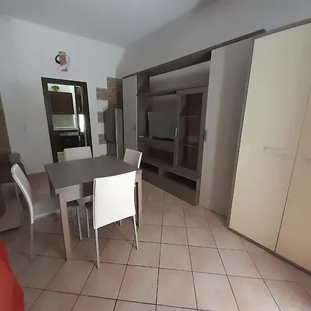 La Rosa Camelia Apartment *